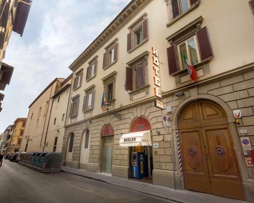 Flom Boutique Hotel, Забронировать Бутик-отель Сан-Лоренцо Флоренция, рядом с Баптистерий сан Джовани