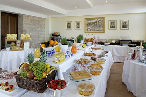 Giotto B&b, Забронировать Отель Отели Ассизи 4 звезды, рядом с Церковь Святой Клары, 4*