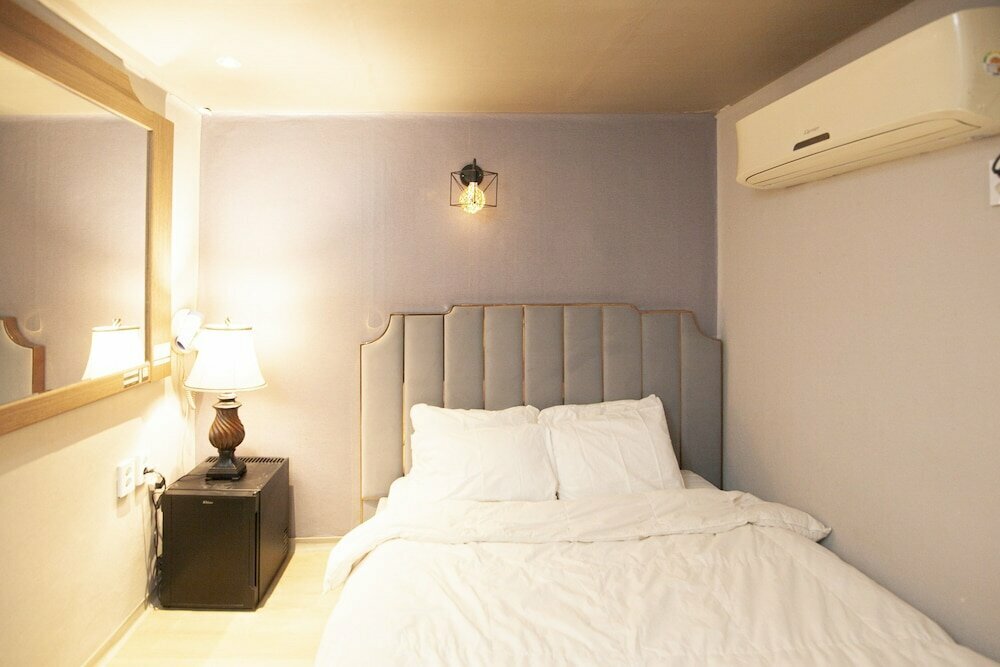 Maison Yongsan Hotel