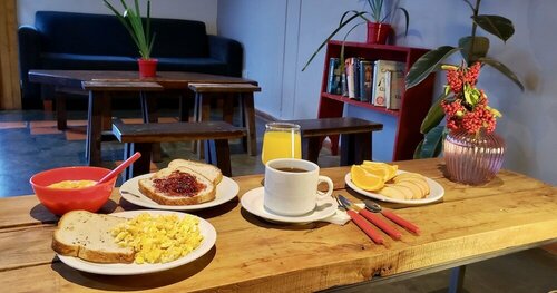 Red House Hostel, Réserver Auberge de jeunesse Hôtels à Patagonie avec petit-déjeuner, Petit-déjeuner