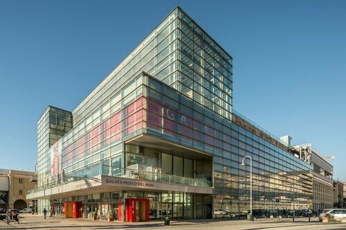 Hotel Astoria, Забронировать Отель Бизнес-отели Генуи, рядом с Театр Карло Феличе, 4* 5*