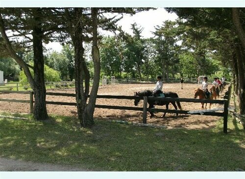 Camping Le Sous Bois, Забронировать Кемпинг Сен-Пьер-д'Олерон Остров Олерон