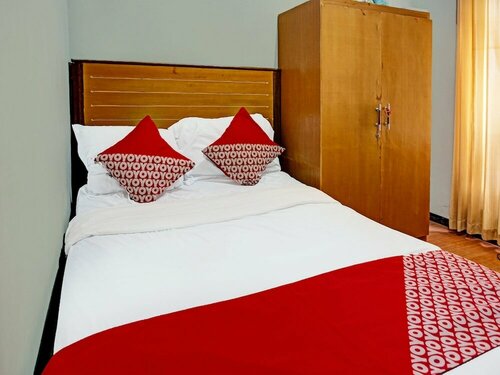 OYO Life 91814 Griya Asoka Syariah, Réserver Hôtel Bojonegoro 