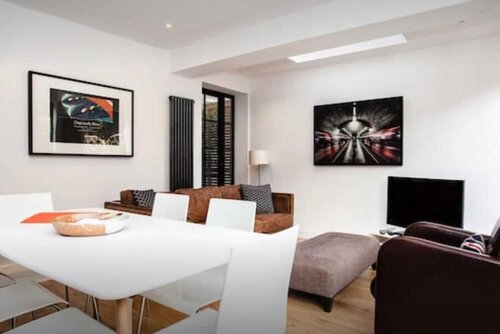 Stylish Newly Refurbished 2 Bedroom Flat With Terrace, Забронировать Апартаменты/квартира Апартаменты Большого Лондона, Апартаменты/квартира