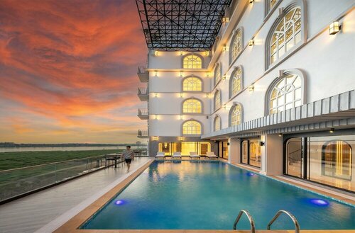 Eastin Hotel Vientiane, Book Hotel Hoteller i Vientiane Province med pool, Swimmingpool