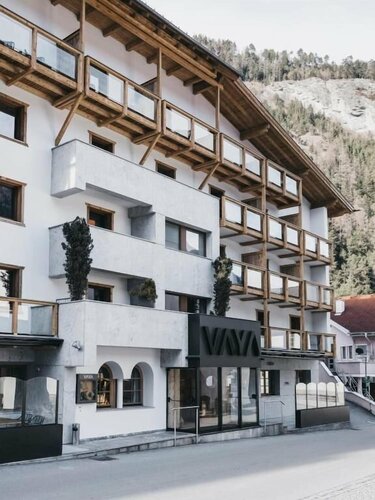 Hotel Tyrol, Rezervați Hotel Pfunds Tirol