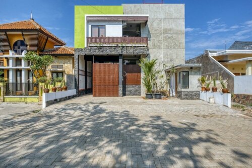 RedDoorz Syariah @ Jl. Cengger Ayam Dalam, Брондау Гостьхаус Malang East Java