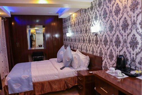 The Base Hotel, Book Hotel Nairobi hoteller med parkering, Parkering