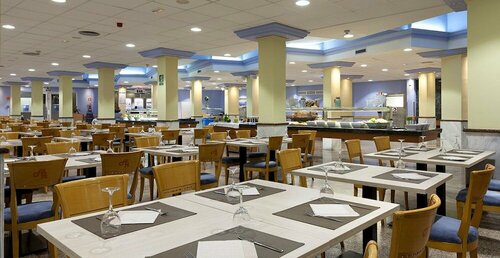 Marina Resort Benidorm - The Original Benidorm Vibe, Забронировать Отель Бизнес-отели Бенидорм, 4* 5*