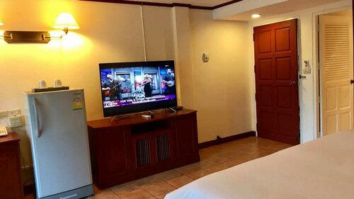 Surin Bay Inn, 予約 ホテル スリンビーチ プーケット島, Catch Beach Club周辺