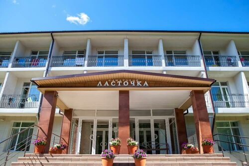 Ласточка (Тюмень), Забронировать Отель Отели Тюменского района с парковкой, Парковка
