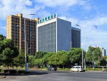 GreenTree Inn Huzhou Changxing Area For Development Hotel, Забронировать Отель Чансин Чжэцзян