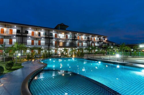 Samrong Garden Resort, Rezervovat Lázně / Resort Udon Thani 