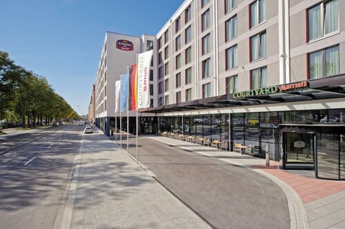 Courtyard by Marriott Munich City East, Забронировать Отель Бизнес-отели Хайдхаузен, рядом с BeMe Theatre Munich's English Language Theatre, 4* 5*