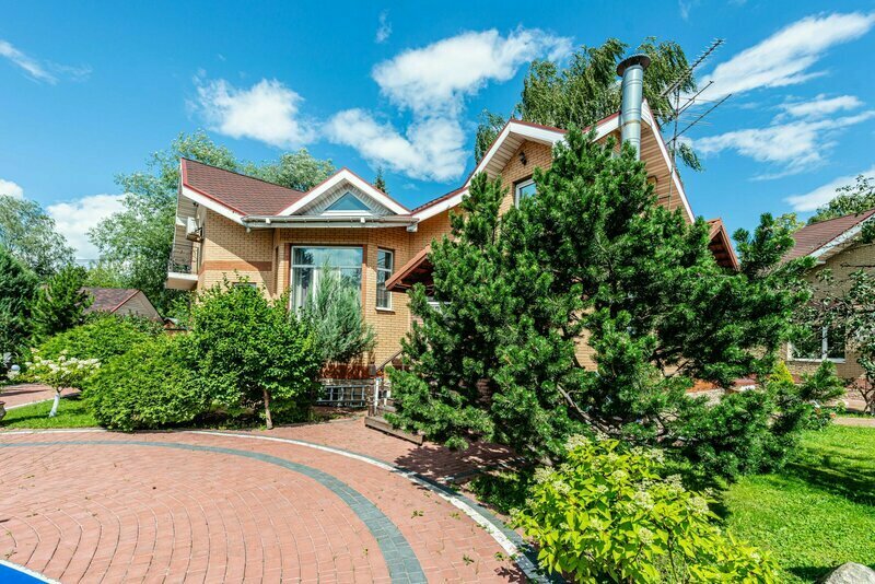 Эльбирс House