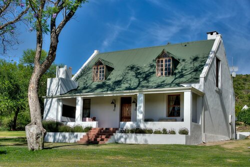 Berluda Farmhouse and Cottages, Забронировать Дом для отпуска СПА-отели Klein Karoo, SPA-услуги