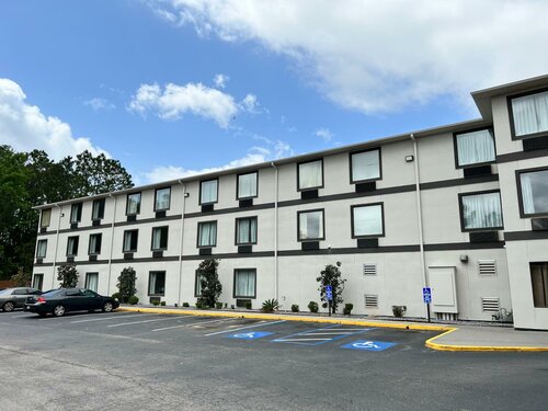 Quality Inn & Suites Biloxi - Ocean Springs, Забронировать Мотель Отели Миссисипи - побережья с завтраком, Завтраки