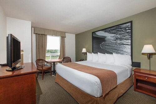 Super 8 by Wyndham Amherst NS, Забронировать Мини-отель Амхерст Northumberland Shore