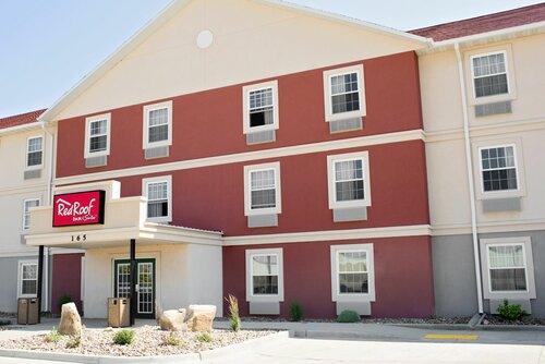 Red Roof Inn & Suites Dickinson, Забронировать Отель Дикинсон Theodore Roosevelt National Park, рядом с Музей первых станков