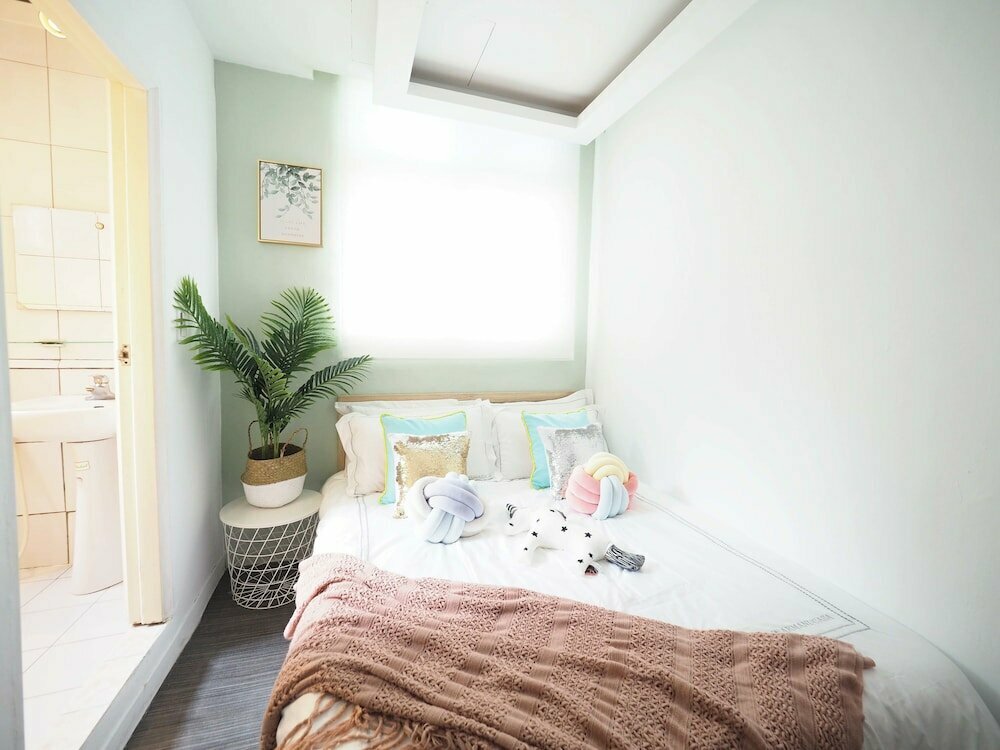 Guesthouse in Taipei near Ximen Metro Station