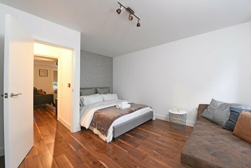 Charming & Modern Apartments near Oxford Circus London, Забронировать Апартаменты/квартира Отели Большого Лондона с парковкой, Парковка