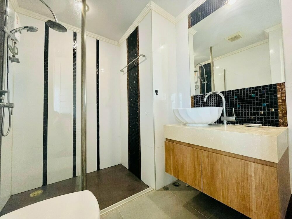 Amazon Residence by Psr Asia