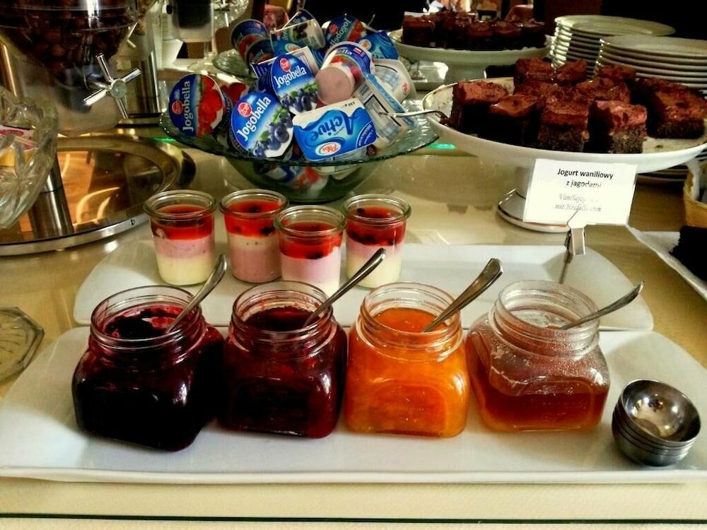 Pałac Wiechlice - Hotel, Restaurant, SPA