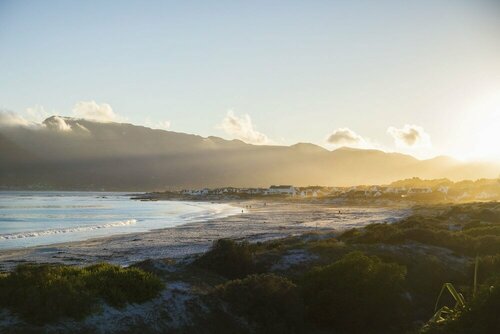 Last Word Long Beach, Забронировать Гостевой дом Отели Комметьи с бассейном, рядом с Slangkop Point Lighthouse, Бассейн