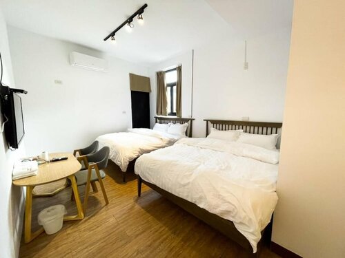 Small Island Homestay, Book Pension East District 