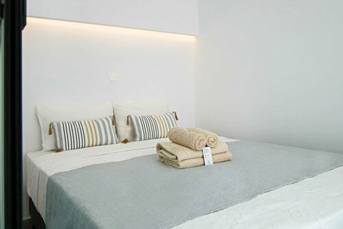 Phaedrus Living: Seaside Luxury Flat Athina 113, Boek Appartement Paphos International Airport Paphos
