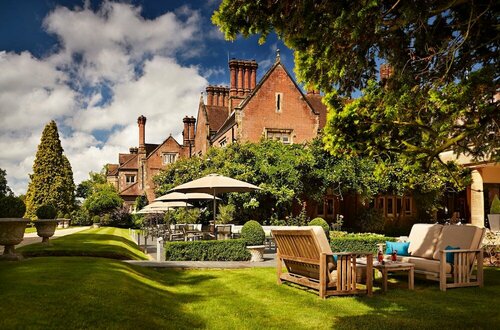 Alexander House Hotel & Utopia Spa, Забронировать Курортный отель Тернерс-Хилл High Weald
