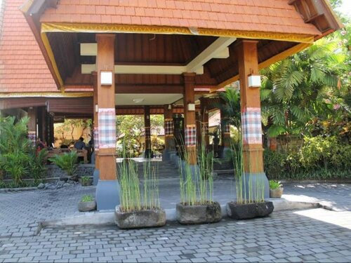 Besakih Beach Hotel, Rezerwuj Hotel Hotele w Bali z basenem, Basen