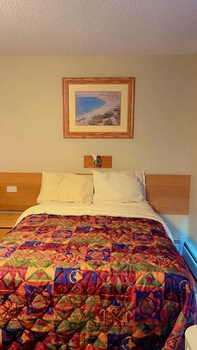 Red Rest Motel, Rezervați Motel  