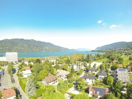 Hôtel Restaurant Davat, Book Hotel Hoteller i Rhône-Alps med parkering, Parkering
