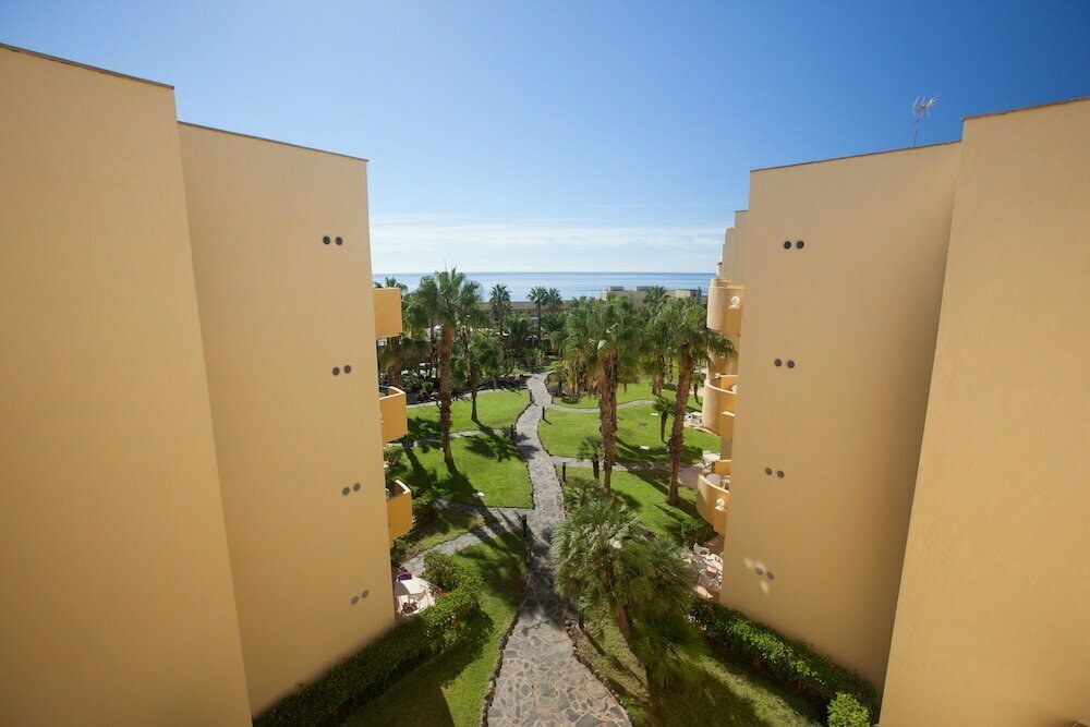 Monte Feliz Suite