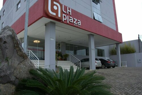 LH Plaza Hotel, Book Hotel Hoteller i Chapeco med parkering, Parkering