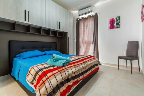 Joy Apartments Gzira, Reservar Apartamento Il-Gżira Malta