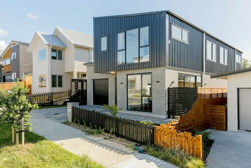Hero Holiday House, Rezerwuj Hotel Hotele w Auckland Region z parkingiem, Parking
