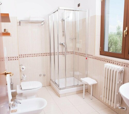 Villa Fiorita, Prenota Hotel Hotel a Abruzzo con piscina, Piscina