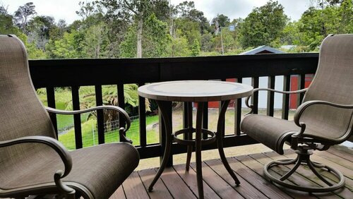 Volcano Acres Ranch B&B, Забронировать Отель «постель и завтрак» Волкейно Hawaii Volcano National Park