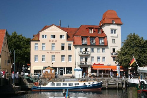 Hotel Am Alten Strom, Забронировать Отель Отели Ростока 3 звезды, 3*