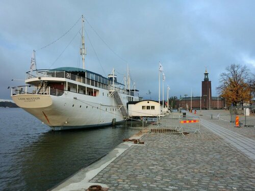 Mälardrottningen Yacht Hotel, Prenota Hotel Gamla stan 
