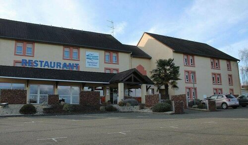 Brit Hotel Comfort Les Evens