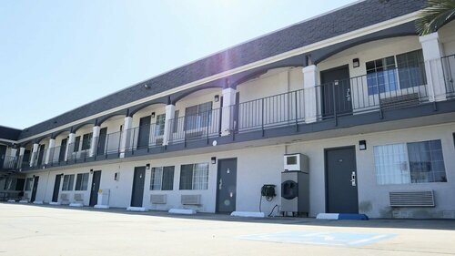 Value Inn Bellflower, Забронировать Мини-отель Беллфлауэр Большой Лос-Анджелес