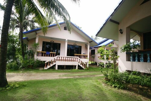 Chaiwat Resort, Забронировать Курортный отель Лем Синг Chanthaburi Province