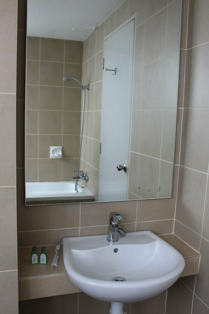 STANDARD HOME Taragon Puteri Bintang