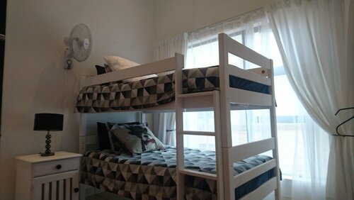 Glenluce Guesthouse, Забронировать Отель Ирен Tshwane