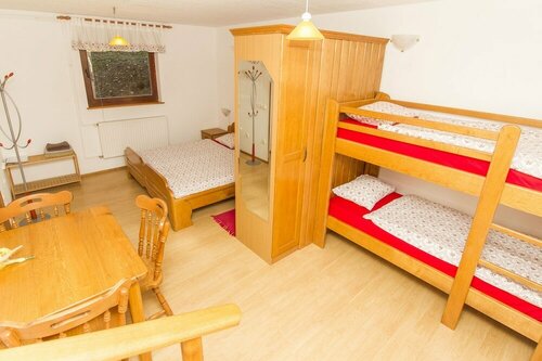 Tourist Farm Pri Martinovih, Prenota Agriturismo Hotel SPA a Posavje, SPA