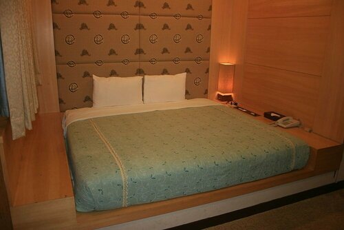 Warm Life Hotel, Забронировать Отель Отели Тайбэй с парковкой, рядом с MRT Qilian Station, Парковка
