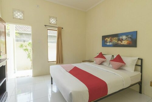 OYO 618 Top Homestay, Забронировать Отель Беноа провинция Бали